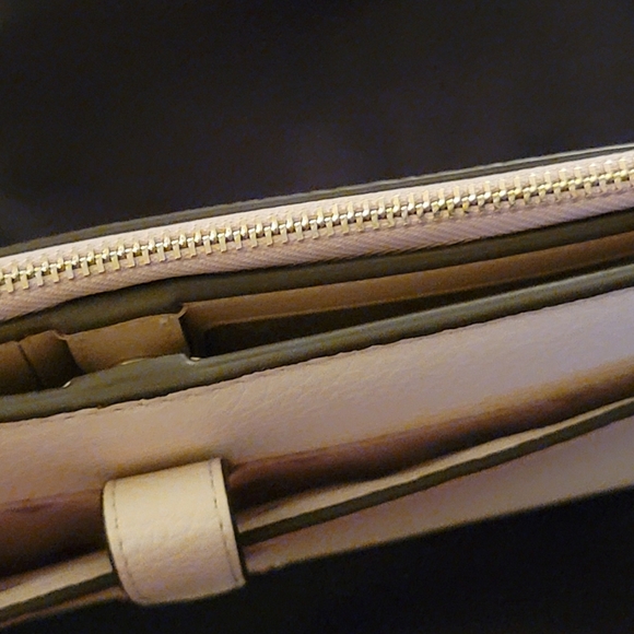 kate spade new york Leila wallet wristlet - Picture 2 of 7